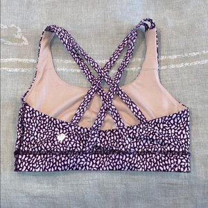 Lululemon sports bra